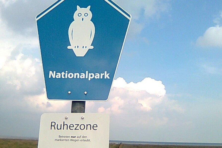 Nationalpark-Schild-2012-neu-Ruhezone-e1606993481341.900x600