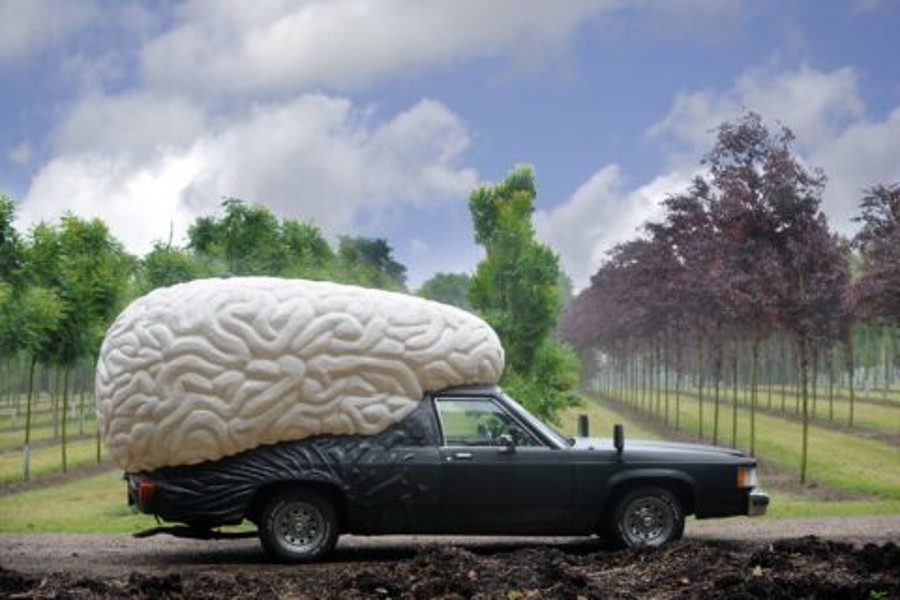 Olaf-Mooij-Braincar-2005-Foto-Gé-Hirdes-900x600